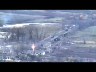 free удар по колонне всу торское дорога в ад сотни солдат всу этот мост не проскочили hd