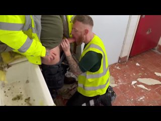 free дорожные рабочие расслабляются во время обеденного перерыва hd
