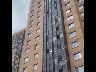 free на парнасе мужчине пришлось делать вереу из простыней чтобы достать еды жена закрыла его в квартире и ушла а есть hd