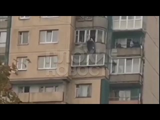free в петербурге полуголая барышня пыталась спрыгнуть с 15 этажа и сопротивлялась пр hd