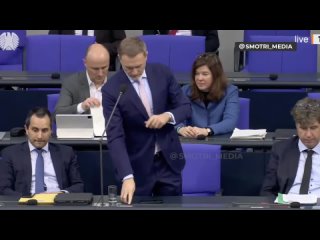 free сейчас федеральное правительство обещает ес а точнее зеленскому еще миллиарды так что с 2024 года по нашим расчетам hd