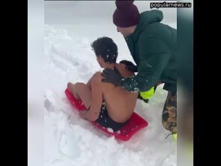 free готовы полюбить зимние морозы только в компании полуголого красавчика шона мендеса резвящегося в сн hd