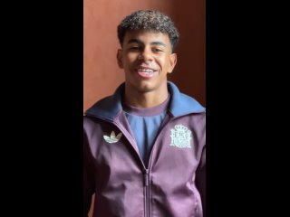 free ламин ямал следит за матчами юношеской сборной испании u17 на чемпионате мира и желает им удачи hd