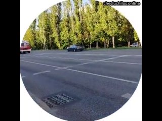 free в белгороде были слышны взрывы очевидцы делятся фотографией с поврежденным домом и машиной на улице hd