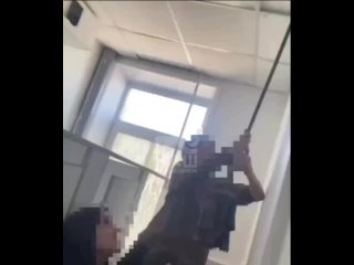 free полиция заинтересовалась скандалом с камерами в женском туалете школы hd