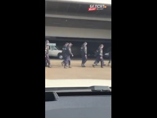 free большая колонна милиции в национальном аэропорте минск 2 hd