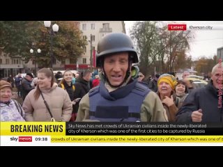 free люди с флагами украины радуются и плачут первый репортаж иностранных журналистов из херсона 2 hd