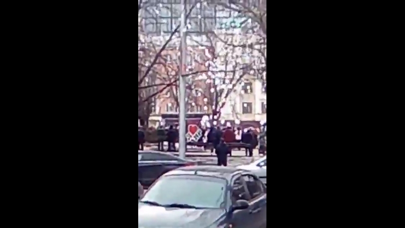 free дончане запустили белые шарики в память о погибших в кемерово hd
