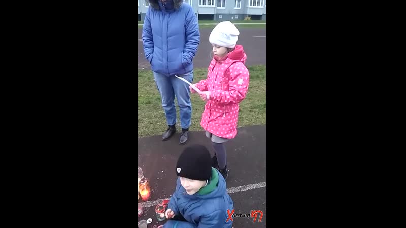 free девочка поёт магутны божа а мальчики не дают потухнуть свечкам в память романа бондаренко hd