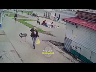 free внимание в нижнем тагиле разыскивается мужчина подозреваемый в краже денег с чужой банковской карты hd