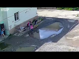 free в нижнем тагиле пьяная женщина бросила молоток в голову 18 летней девочке hd