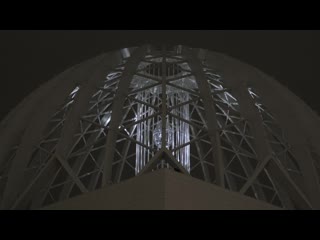 free в куполе екатеринбургского цирка появилось чудо яйцо hd