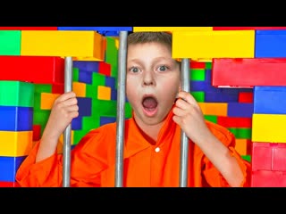 free a4 я посадил своего младшего брата в лего тюрьму на 24 часа hd