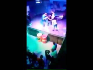 free в томском клубе райon на сцене девушка сделала минет чтобы получить бесплатные hd