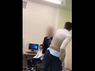free в белгородской школе 15 сегодня подрались учитель информатики и ученик hd