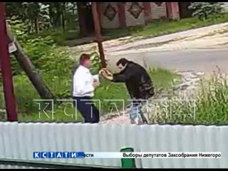 free руководитель гуфсин по воспитательной работе в форме и при погонах ввязался в драку с соседом и разорвал ему артерию hd
