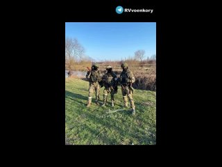 free эти парни долго держали урожайное и продолжают отражать мощные атаки врага на времевском выступе многих из наших hd
