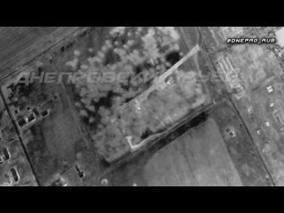 free группироа войск днепр херсонское направление поражение танка предположительно т 64 вфу дроном камикадзе ланцет на п hd