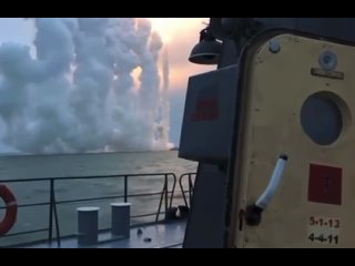 free пуски ракет мрк чф вмф русской армии этим утром по целям на территории укрорейха суммарный залп 10 ти ту 95мс 9 ти hd