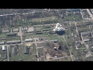 free появили кадры вчерашнего удара по хранилищу гсм в индустриальном района харькова уже по доброй традиции над целью hd