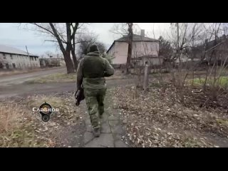 free нецензурная лексика линия фронта уходит от окраин донецка до полного спокойствия до польской границы еще далеко чем hd
