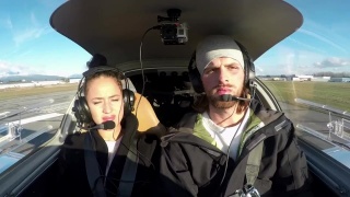 free парень сделал необычное предложение девушке заставив ее сильно понервничать в к hd