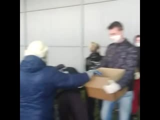 free член опмо вайц а е присоединился к общественной инициативе мото клуба ночные волки по расфасое продуктовых наборов hd