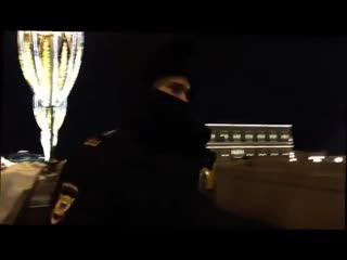 free полиция даже объяснить не может что она запрещает и на основании какого нормативного акта тупо угрожает арестом hd