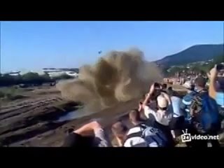 free танки грязи не боятся кормушка уникальное фото видео приколы гифки hd