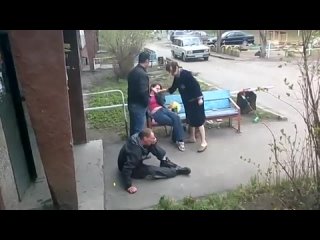 free алкашня разбирается кто сколько выпил кормушка уникальное фото видео приколы гифки hd