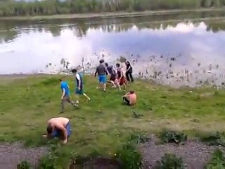 free разборки между геями и гопниками кормушка уникальное фото видео приколы гифки hd