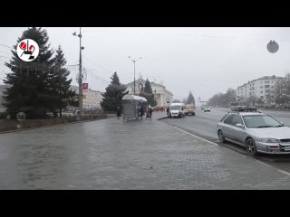 free семейная пара облила бензином и себя и пристав hd