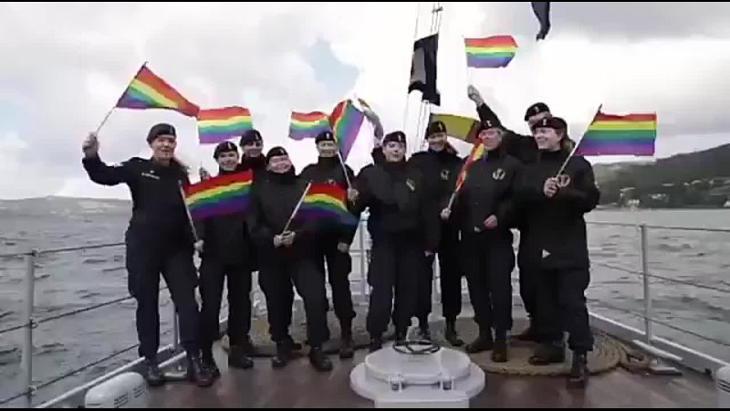 free семь кораблей вмс норвегии провели лгбт парад викинги в гробу перевернулись hd