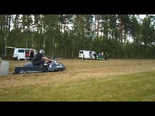 free снегоход на траве censoredтурбо прет резина скорость бешенная как так турбированная мощь мощьность зверь hd