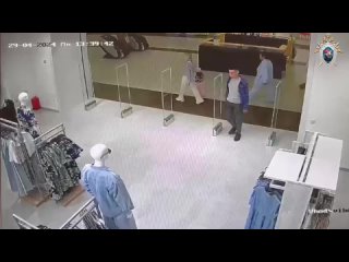free мужик на почве сильной ревности нанес множественные ножевые ранения в область шеи и головы своей бывшей супруге hd
