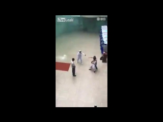 free сотрудница полиции переоделась в медсестру чтобы обезвредить преступника hd