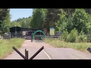 free пьяная хохляцкая обезьяна угрожала прорваться в белоруссию с гранатой hd