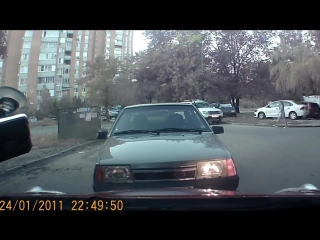 free автохам с битой и ножом я бы переехал его а потом разбирался кто прав огого видео hd