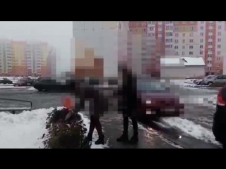 free витебск белоруссия мать с дочерью рвут цветы без разрешения им грозит до 18 лет тюрьмы hd