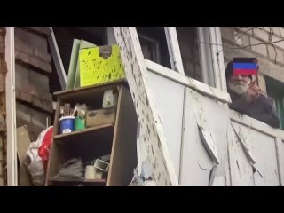 free сцена на балконе в мариуполе снятая совершенно случайно hd