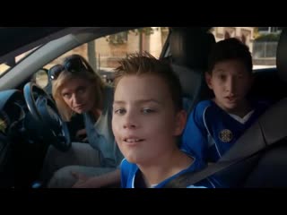free kfc пришлось извиняться за сиськи в рекламе hd