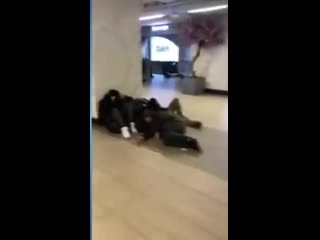 free это центральная станция в амстердаме в утра но алкаши по мнению hd