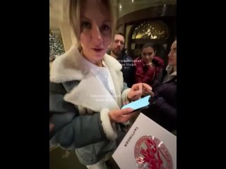 free живой пример качественного обслуживания укрзализныци пьяная в стельку проводница это конечно топ mp4 hd