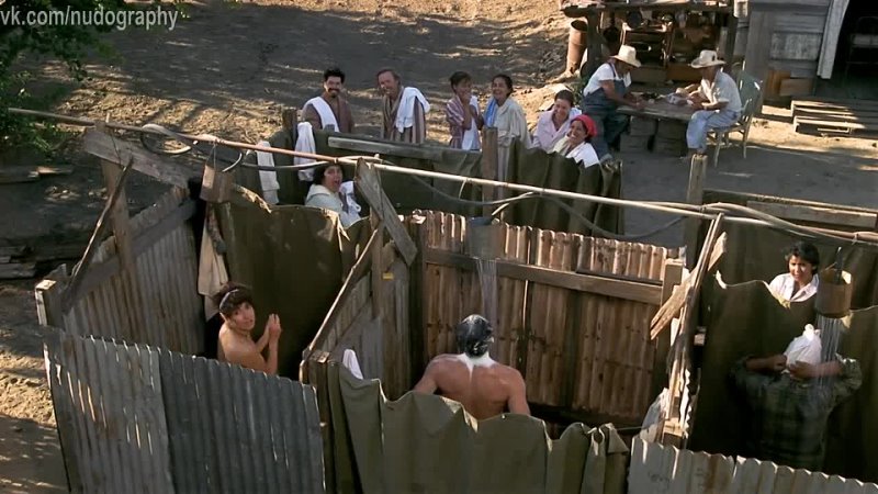 free элизабет пенья elizabeth pena моется голая в фильме ла бамба la bamba 1987 hd