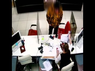 free в набережных челнах посетитель мфц пришел в ярость из за того что к нему обратились не по отчеству hd