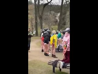 free опять они с грязными трусами и пакетом на голове hd