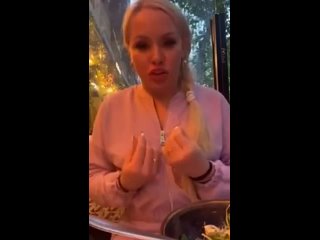 free тюменская порнозвезда предложила зеленскому сдаться за секс с ней hd