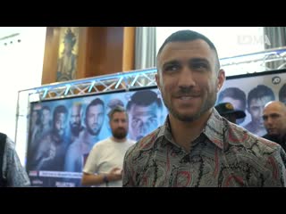 free ломаченко о казусе с поясом wbc он должен был подержать хотя бы что то перед боем hd