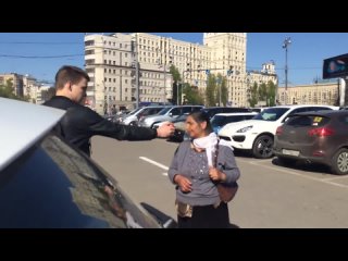 free помог цыганке с больным горлом прыснув в нее гексаралом hd