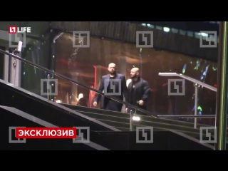 free рэпер джиган в день рождения жены развлекся с друзьями в ресторане без нее hd